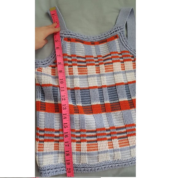 Banana Republic plaid sweater tank - Picture 8 of 9